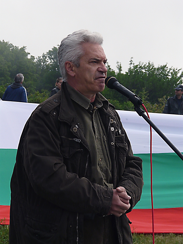 2 - ри юни, Околчица. Без коментар