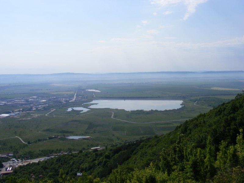От високо