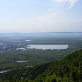 От високо