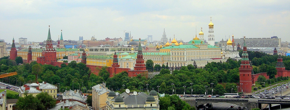 Не се сещам за заглавие, а и то май няма нужда.....