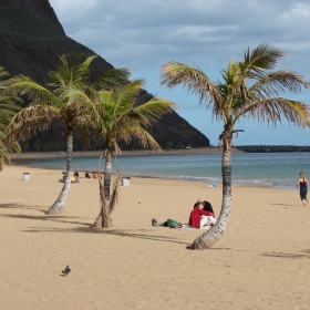 playa las teresitas