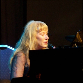 Loreena McKennitt