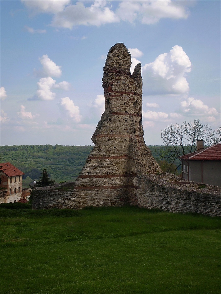 Кастра Мартис 4