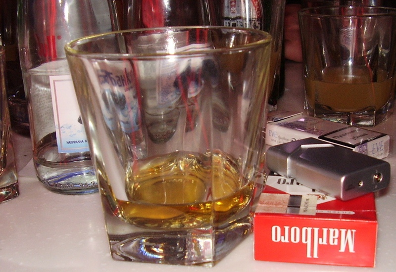 alkohol ..... cigari ... !!!