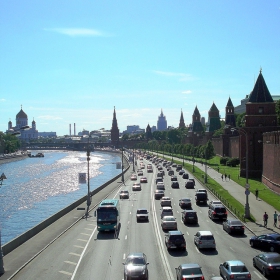 Москва набережная......един от най-красивите булеварди в града!