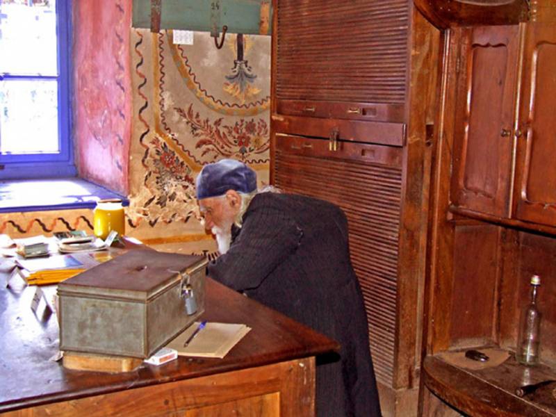 старият игумен в своя дом- Преображенския манастир