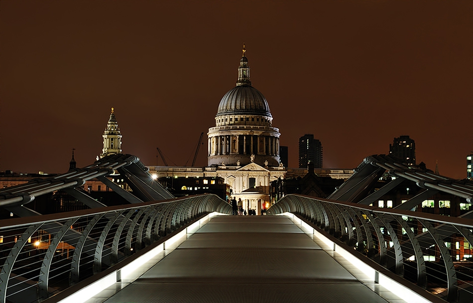 Millenium bridge -3