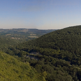 Панорама от скален венец Поличките