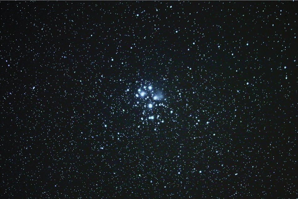 Плеяди (M45)- 20.11.2009 (с монтировка NEQ6 Pro)