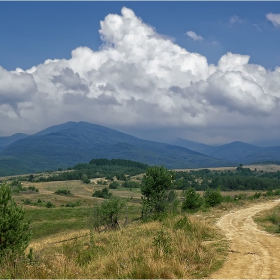 Към сърцето на планината