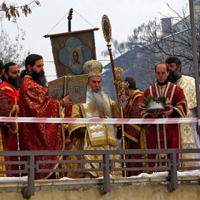 Хвърляне на кръстта на Йордановден от Неврокопски Митрополит Натанаил