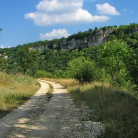 По долината на река Бели Лом при +37 grad C ... ако можеха да ни стоплят сега?!?