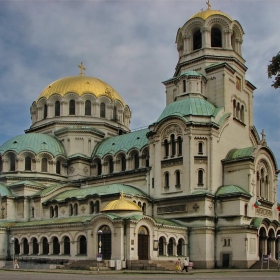 Честит Йордановден (Богоявление)! На всички именници пожелаваме крепко здраве, късмет, много щастие   и успехи във всяко начинание!