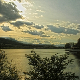 Залезно