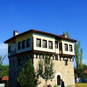 Араповски монастир,крепостта