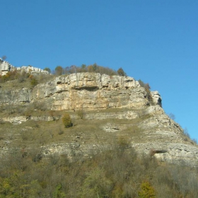 скалите край Лъкатник