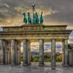 Puerta de Brandenburgo, Parque Europa, Madrid