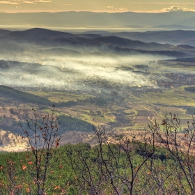 Панагюрище с мъгла