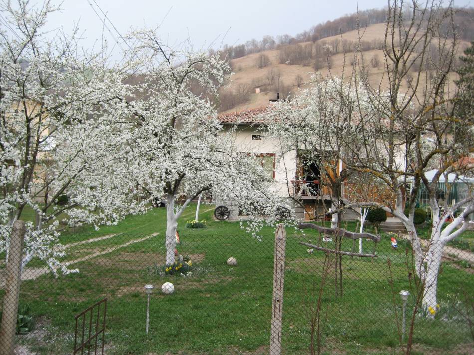 Пролет