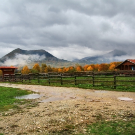 есен в Априлци