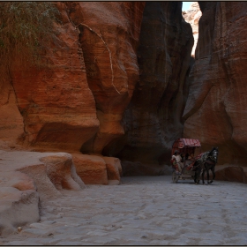 Siq canyon