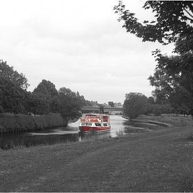 Йорк-By the river Ouse