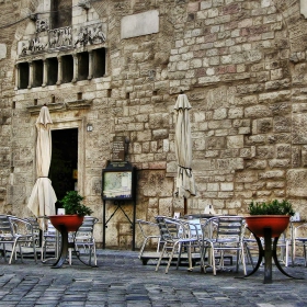 Welcome to Narnia Café