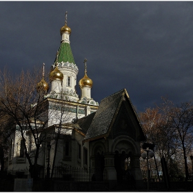 Руската Църква ”Свети Николай”и Храм-паметник 