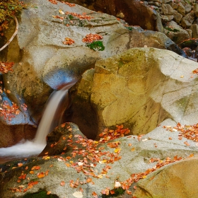 След Костенския водопад