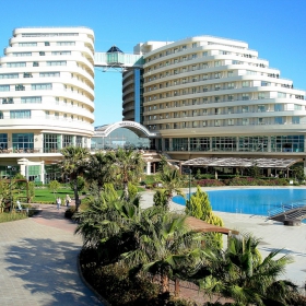 Another day in paradise.........,Welcome to Miracle Resort Hotel 5* - Antalya