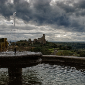 Tuscania Lzio , разходка в единдъждовен ден..