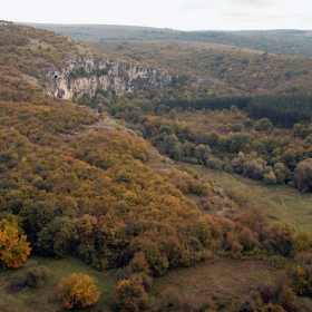 Есен в каньона на р. Русенски Лом