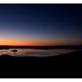 Lago di Bolsena в прегръдката на нощта...