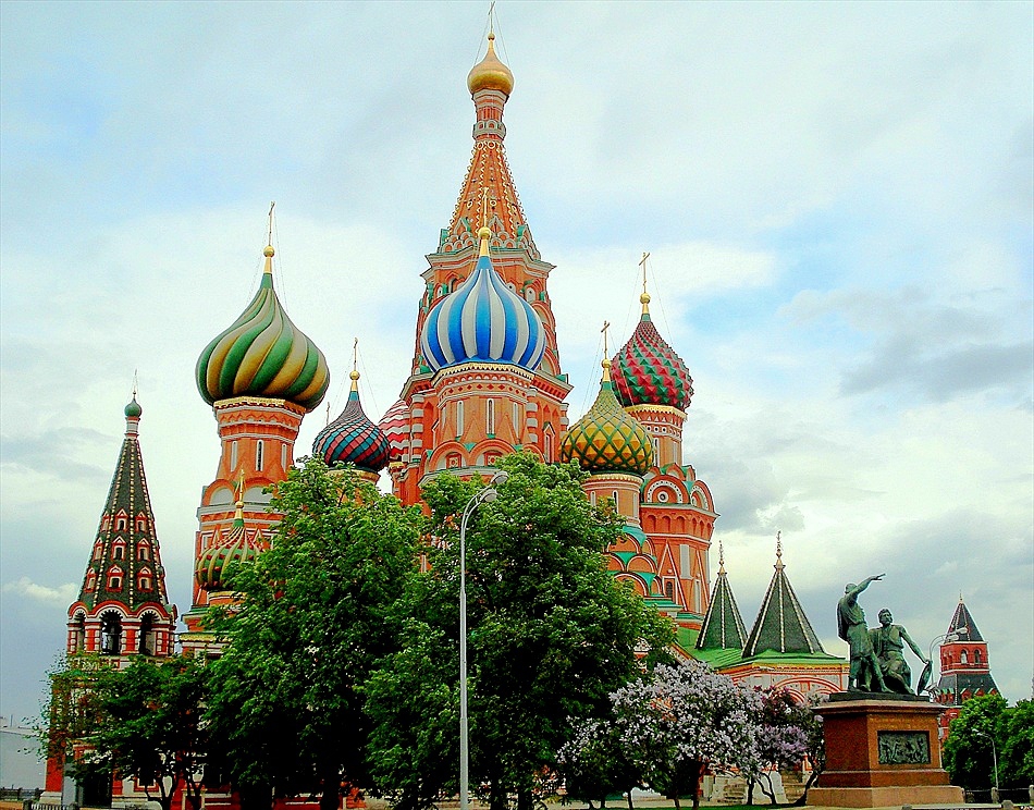 Москва - в сезона на люляците!