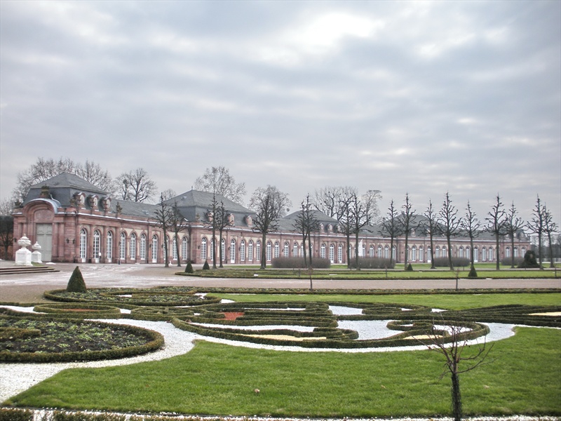 The palace in Shvetsingen