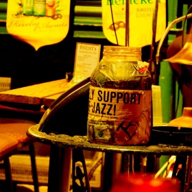 Support jazz!