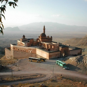 A CASTLE IN EAST TURKEY