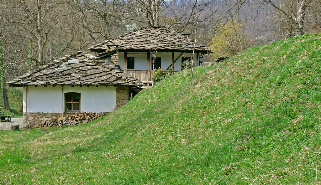 Гледани къщурки