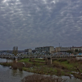 Мрачно,към пет следобед