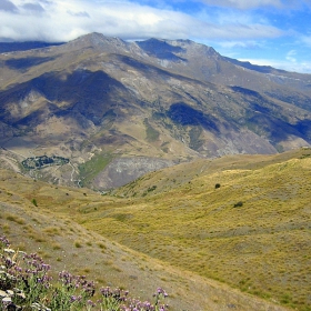 Crown range road