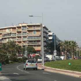 COTE D'AZUR - Попътни впечатления Canne sur Mare  - Наляво-надясно