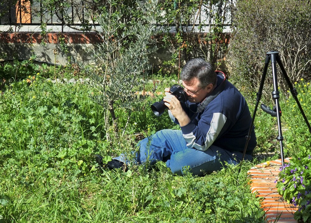 Снима си... обувките?  -  Fotografiando... los zapatos?