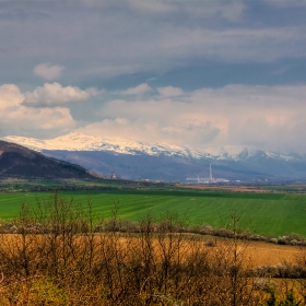 Под Балкана