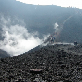 CLIMBING ON ETNA 2