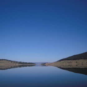Небето над водата или водата над небето