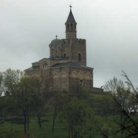 Царевец (Велико Търново) по време на дъжд.