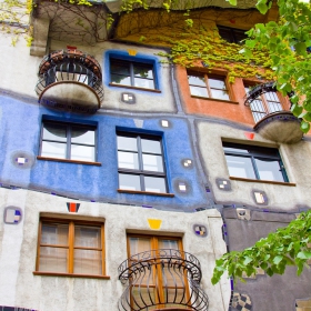 Viennese moments 3 (Hundertwasser)