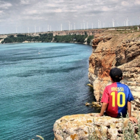 messi on the rock.....