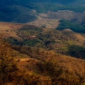 скрито в планината