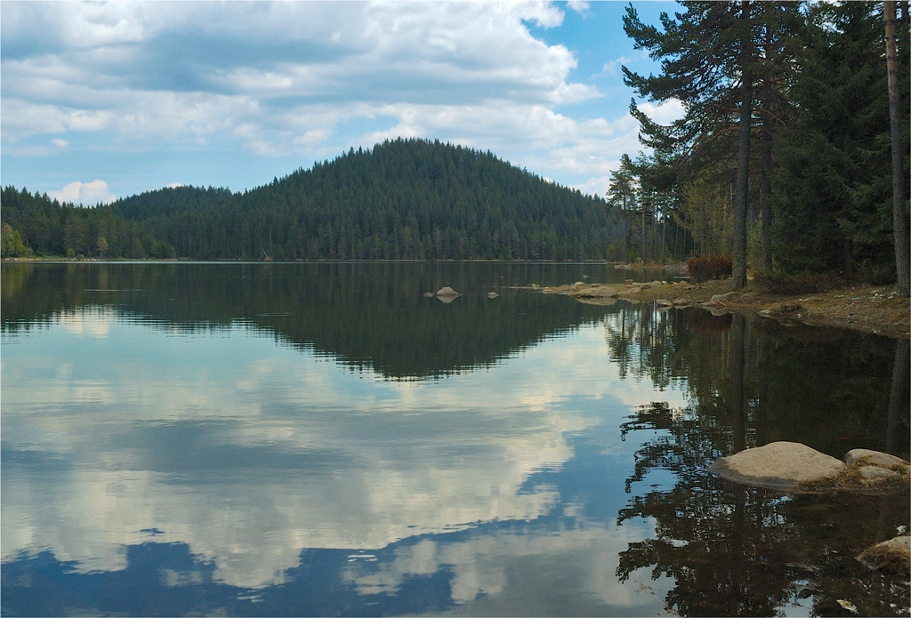 Плуващи облаци